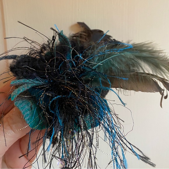 Feather & Bauble Brooch - Picture 5 of 9